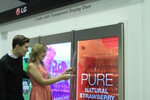 LG_Pantalla para máquinas expendedoras_ISE 2015