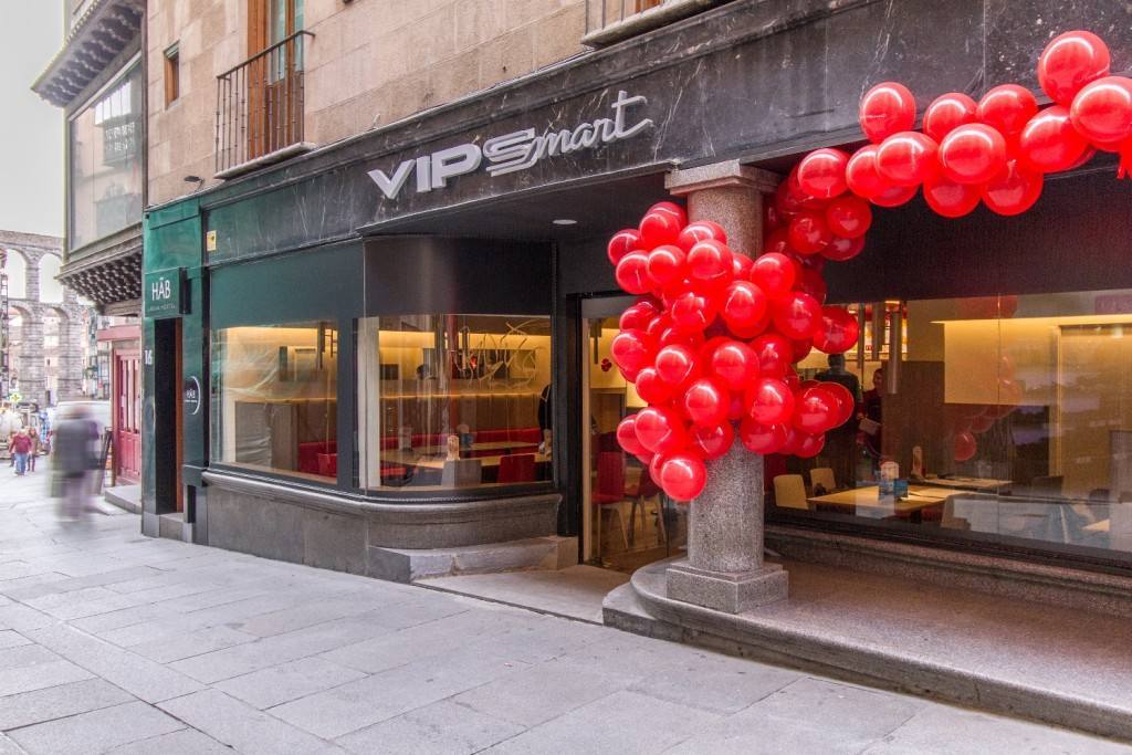 Fachada VIPS Segovia