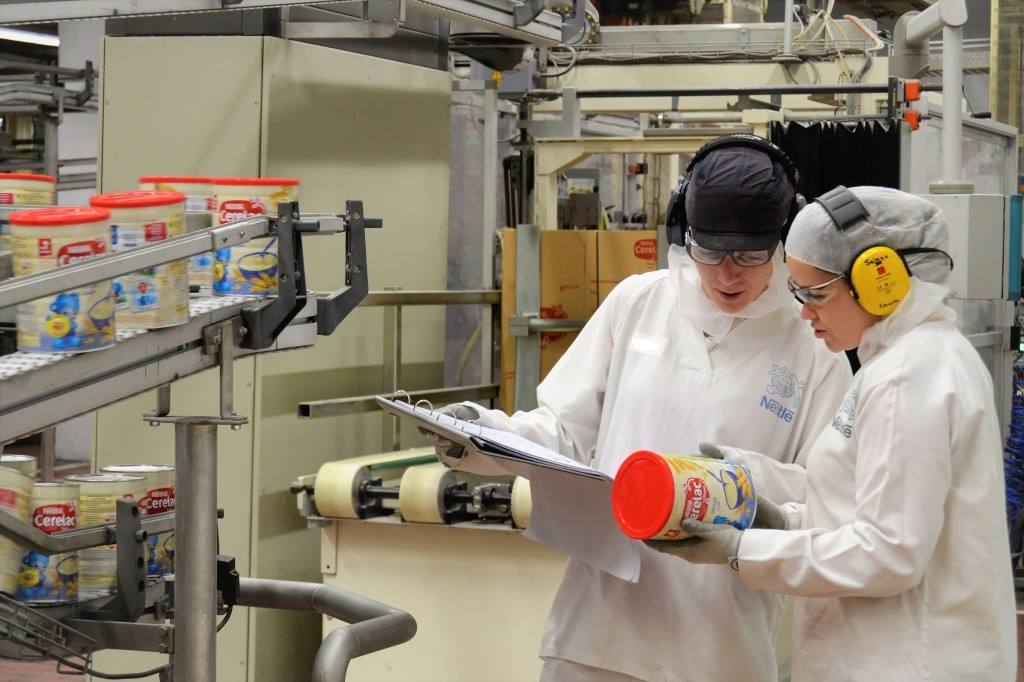 Foto papillas infantiles fábrica Nestlé en La Penilla