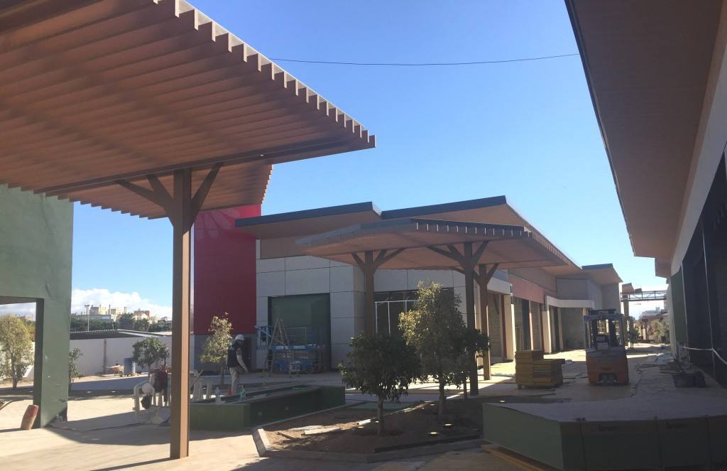 REMODELACIÓN C.COMERCIAL LOS PATIOS