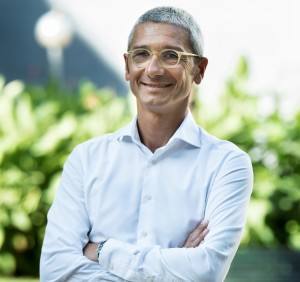 Oscar Vela, nuevo CEO mundial de Areas