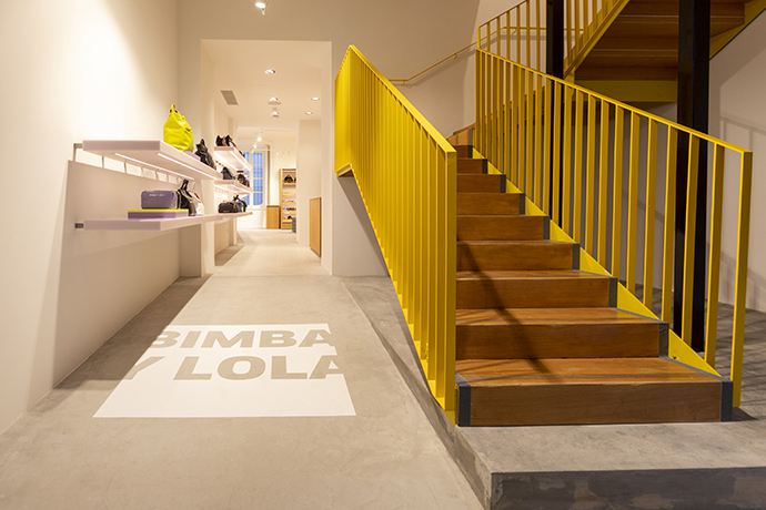 La entrada de la tienda de Bimba y Lola y en Milán, que supuso la número 100 de la empresa fuera de España.