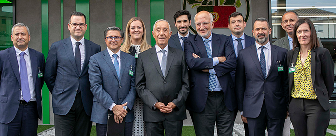 Presidente de la República, Marcelo Rebelo de Sousa; presidente de Mercadona, Juan Roig; miembros del Comité de Dirección y miembros del equipo de la enseña valenciana.