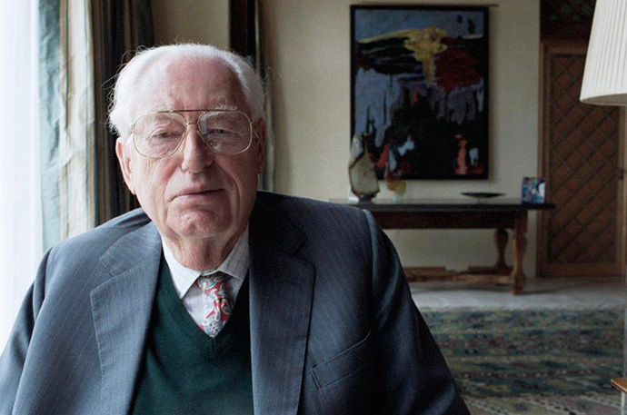 Hans Rausing, co-fundador de TetraPak, fue director general y presidente de la compañía entre 1950 y 1995