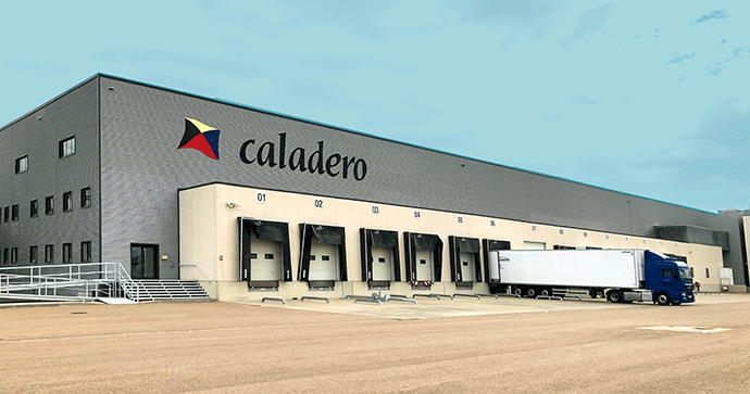 Caladero, que tiene la sede en Plaza (Zaragoza), tiene una capacidad total para 21.000 toneladas de productos al año.