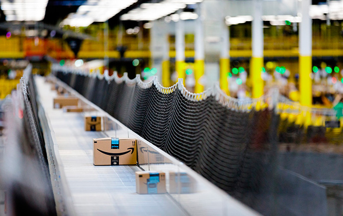El fondo de inversión coreano KIC ha adquirido la propiedad de tres centros logísticos de Amazon, uno de ellos, el situado en El Prat de Llobregat (Barcelona)