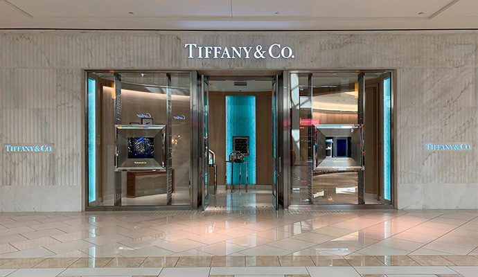 El grupo frances LVMH confirma la compra de Tiffany & Co por 16.200 millones de dólares