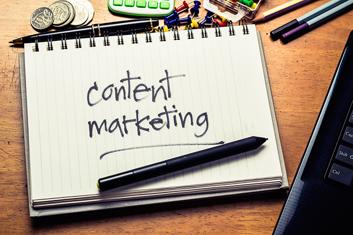 el content marketing hace referencia a la creación de contenidos en función de objetivos y estrategias previamente marcados. 
