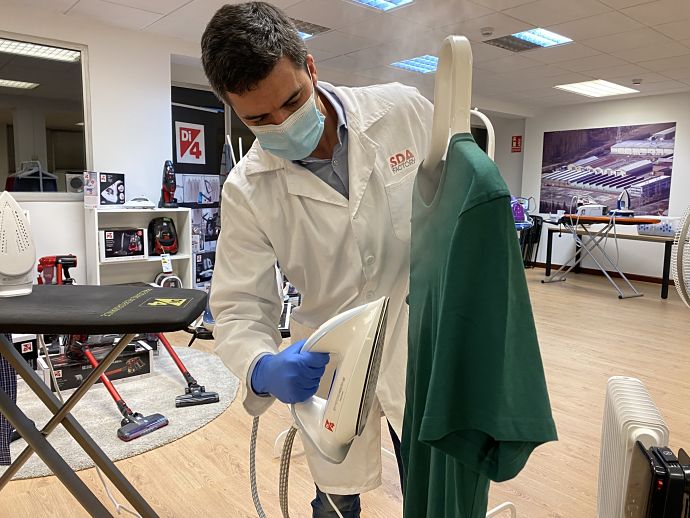 B&B Trends fabrica una plancha que desactiva el coronavirus en cualquier tejido