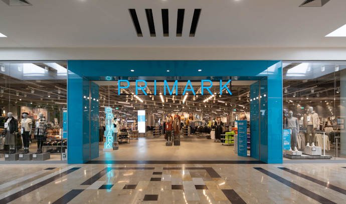 La tienda de Sant Cugat del Vallès, situado en la comarca del Vallés Occidental, en la provincia de Barcelona.