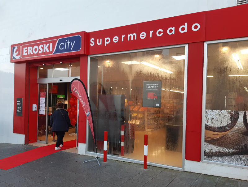 Eroski abre un nuevo supermercado franquiciado en Aznalcázar (Sevilla)