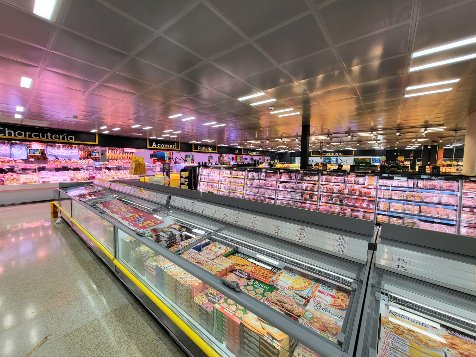 Ahorramás reabre su tienda de Valdebernardo, en Madrid