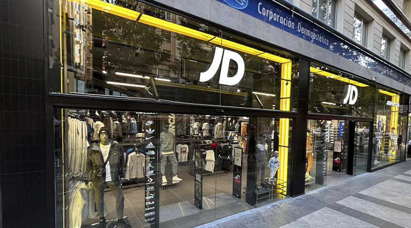La tienda ha generado 24 nuevos empleos y eleva a 155 el total de trabajadores de JD repartidos por toda la isla
