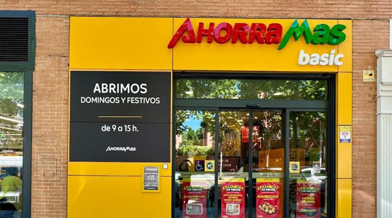 Se trata de una tienda basic con una superficie de 448,8 metros cuadrados