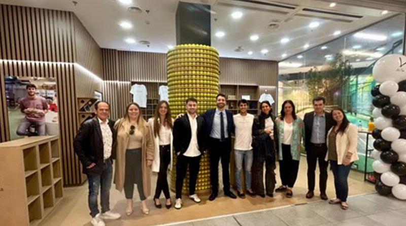 La firma, que abrió en el centro comercial Gran Vía de Hortaleza, ofrece zapatillas sostenibles fabricadas en España, hechas con materiales reciclados