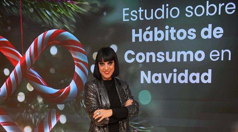 Beatriz Santos, directora comercial de Eroski durante la presentación del estudio sobre los hábitos de consumo en Navidad