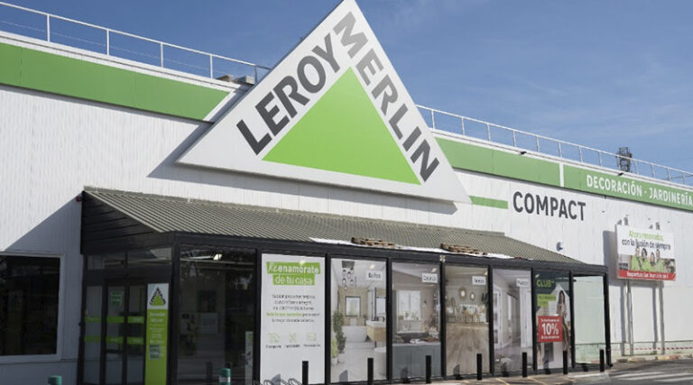 Con una inversión de dos millones de euros, la tienda ha sido transformada en un espacio de 3.400 metros cuadrados