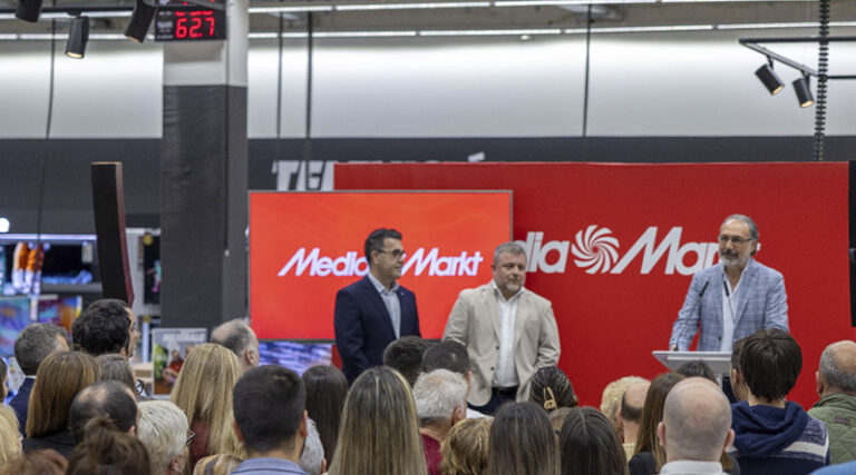 MediaMarkt Alfafar reabre en su horario habitual con un equipo de 56 especialistas en tecnología