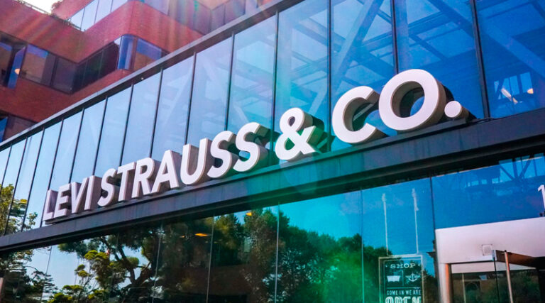 Levi Strauss nota el impacto de la guerra en Ucrania