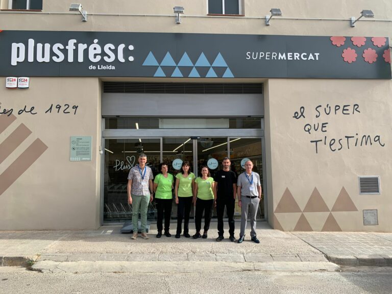 Plusfresc reabre las puertas de su supermercado de Torregrossa (Lleida)