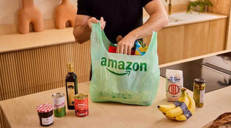 La prueba piloto de estas bolsas biodegradables se ha llevado a cabo en Valencia con los pedidos de Amazon Fresh