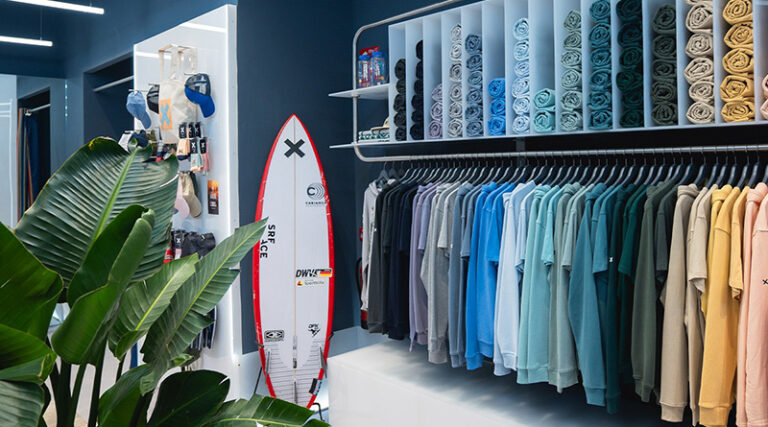 Blue Banana abre nueva tienda en Gijón para continuar su estrategia omnicanal