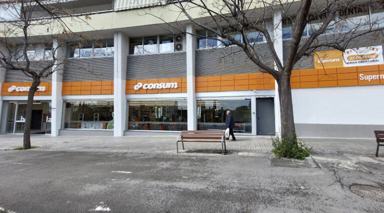 Esta apertura cuenta con más 1.000 metros cuadrados de superficie y 30 plazas de aparcamiento para clientes