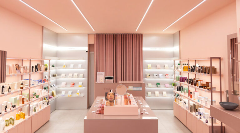 La marca coreana de cosmética continúa su expansión en España, alcanzando seis tiendas en la ciudad condal