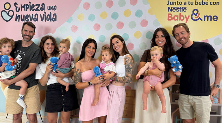 Nestlé ha diseñado un programa de sesiones informativas periódicas junto a los padres y madres y un grupo de especialistas