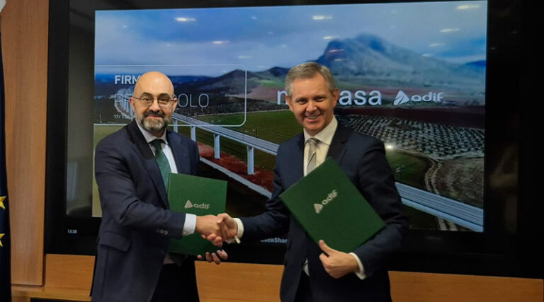 Adif y Mercasa se unen para impulsar el transporte ferroviario en los Mercas