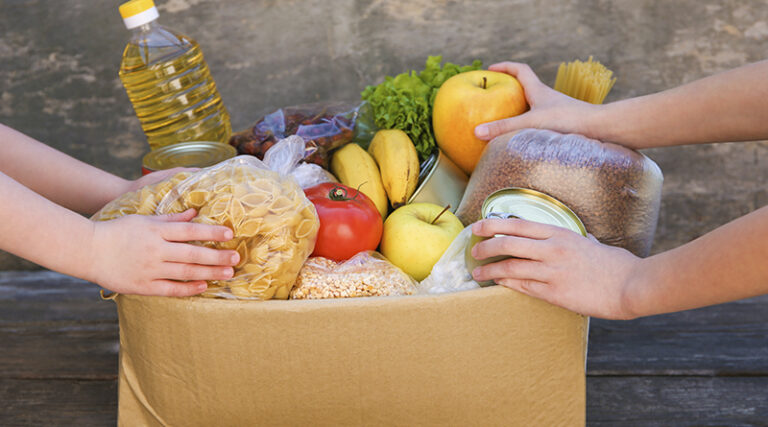 Los supermercados habilitarán espacios para la donación física de productos y ofrecerán la posibilidad de realizar aportaciones económicas en el momento del pago